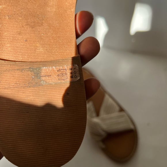 Abercrombie & fitch brown / tan 7.5 slip on - Picture 6 of 6